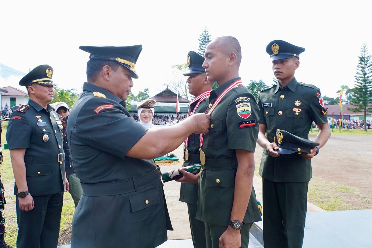 600 Siswa Tamtama TNI AD Gelombang I Resmi Dilantik