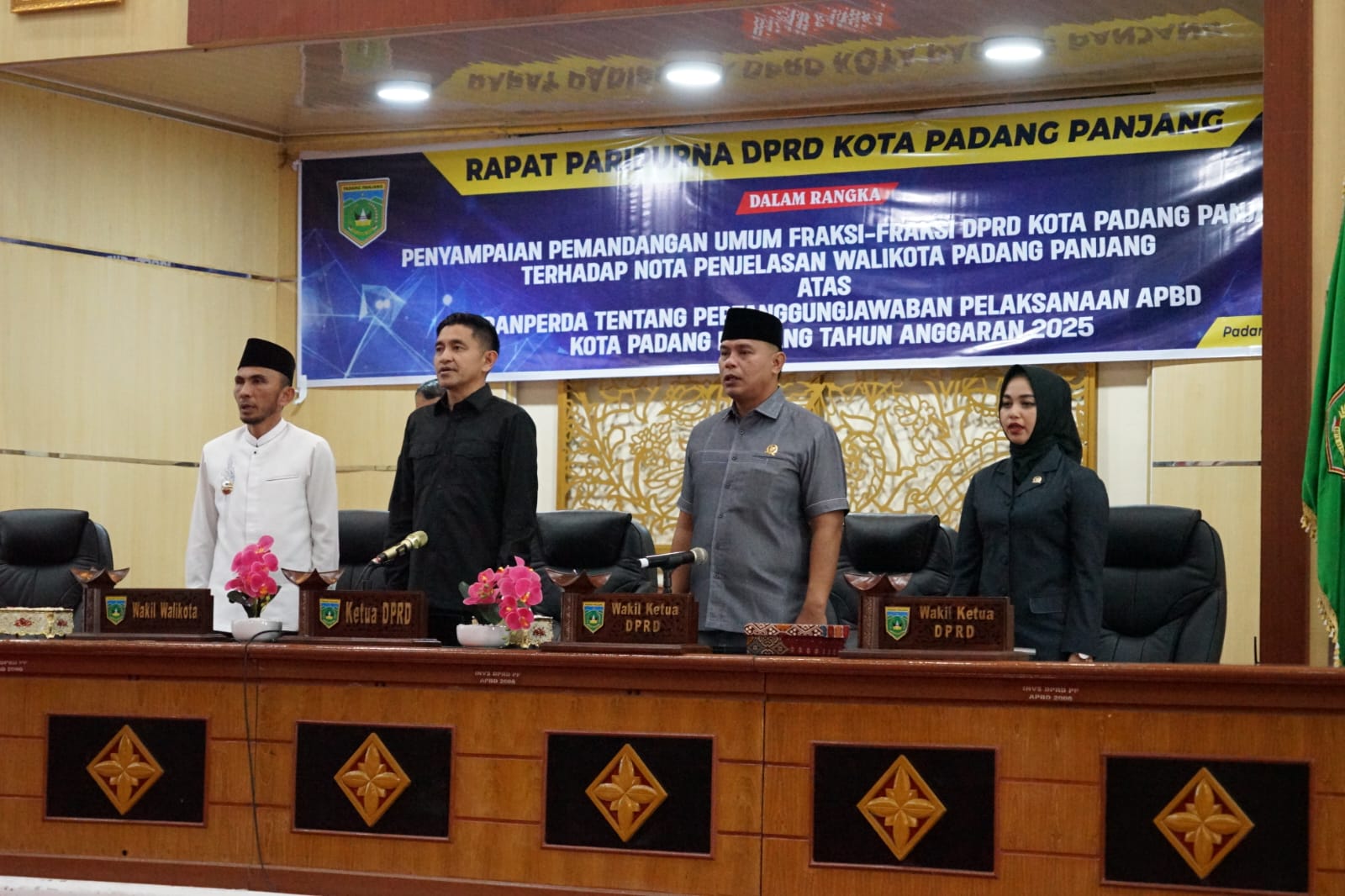 Lima Fraksi DPRD Sampaikan Pemandangan Umum Ranperda Pertanggungjawaban APBD 2025