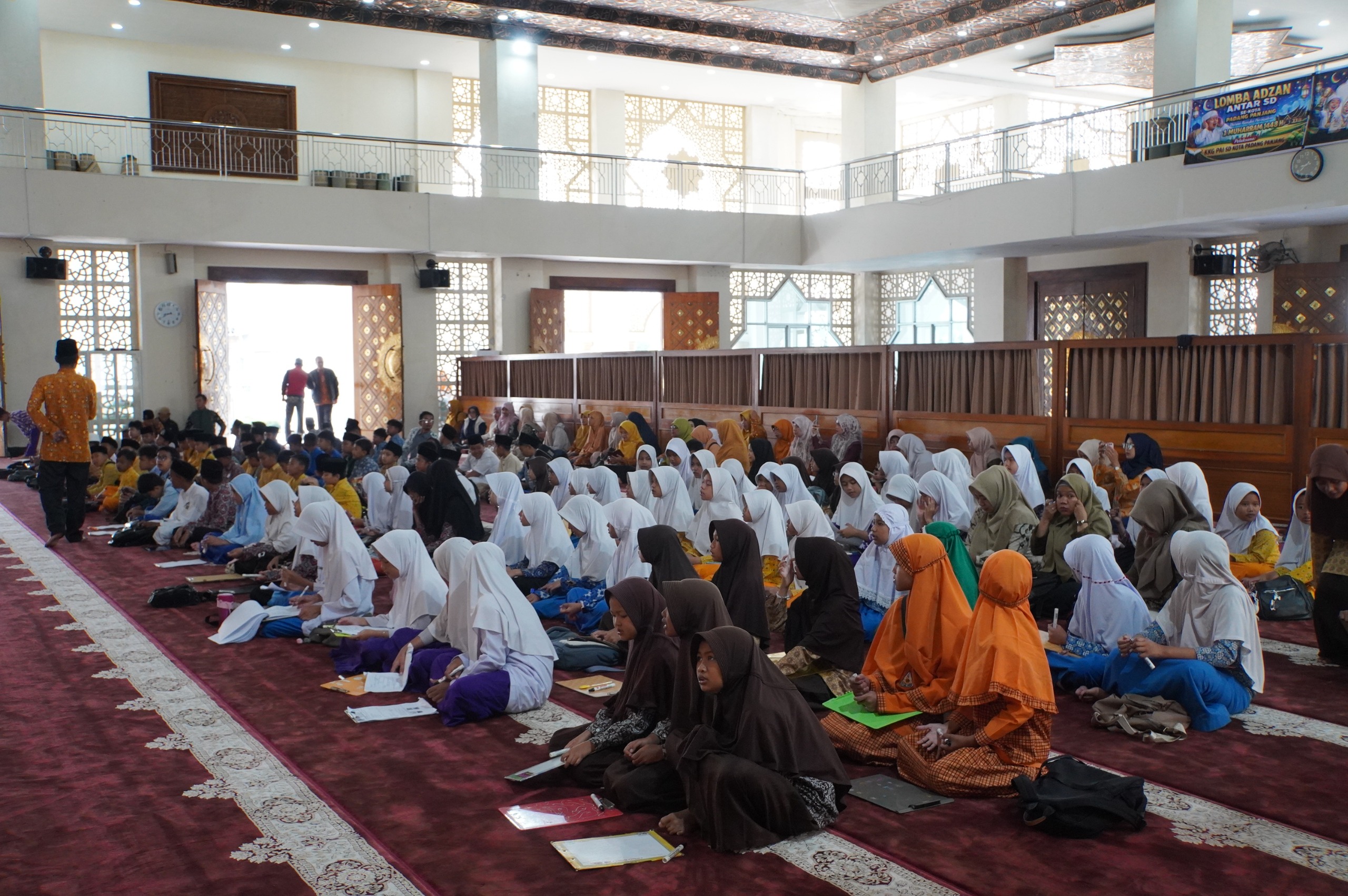 Semarak Tahun Baru Islam, KKG PAI SD Padang Panjang Gelar Lomba Azan dan Rangking 1