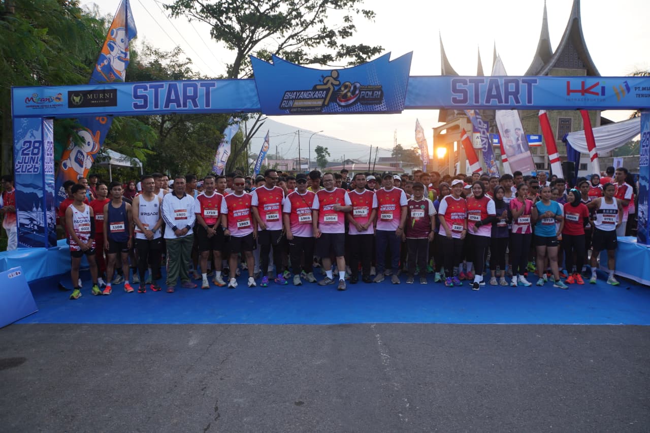Ribuan Pelari Meriahkan Bhayangkara Run 2026 di Padang Panjang