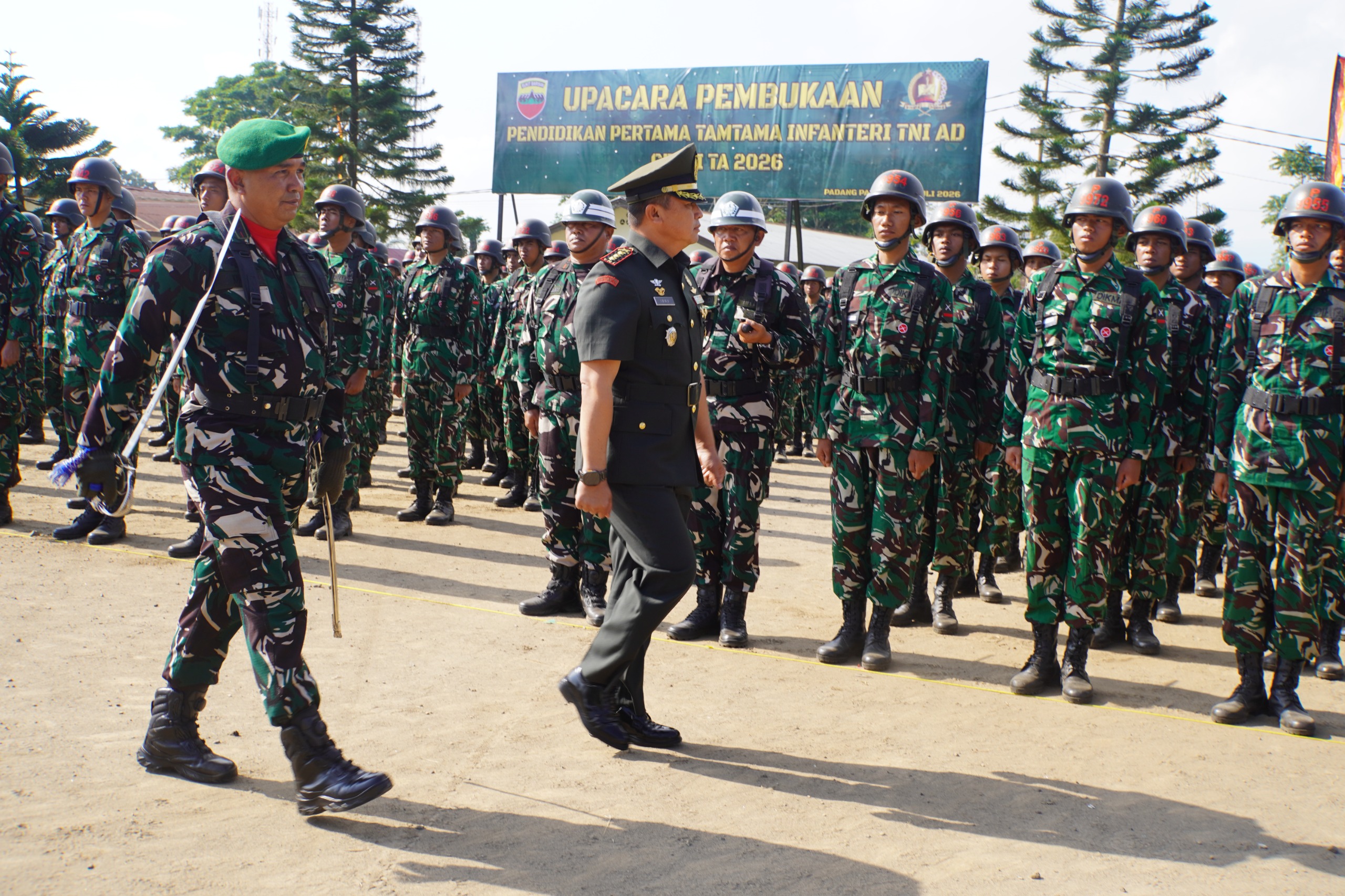 Secata B Padang Panjang Resmi Buka Pendidikan Tamtama Infanteri Gelombang II