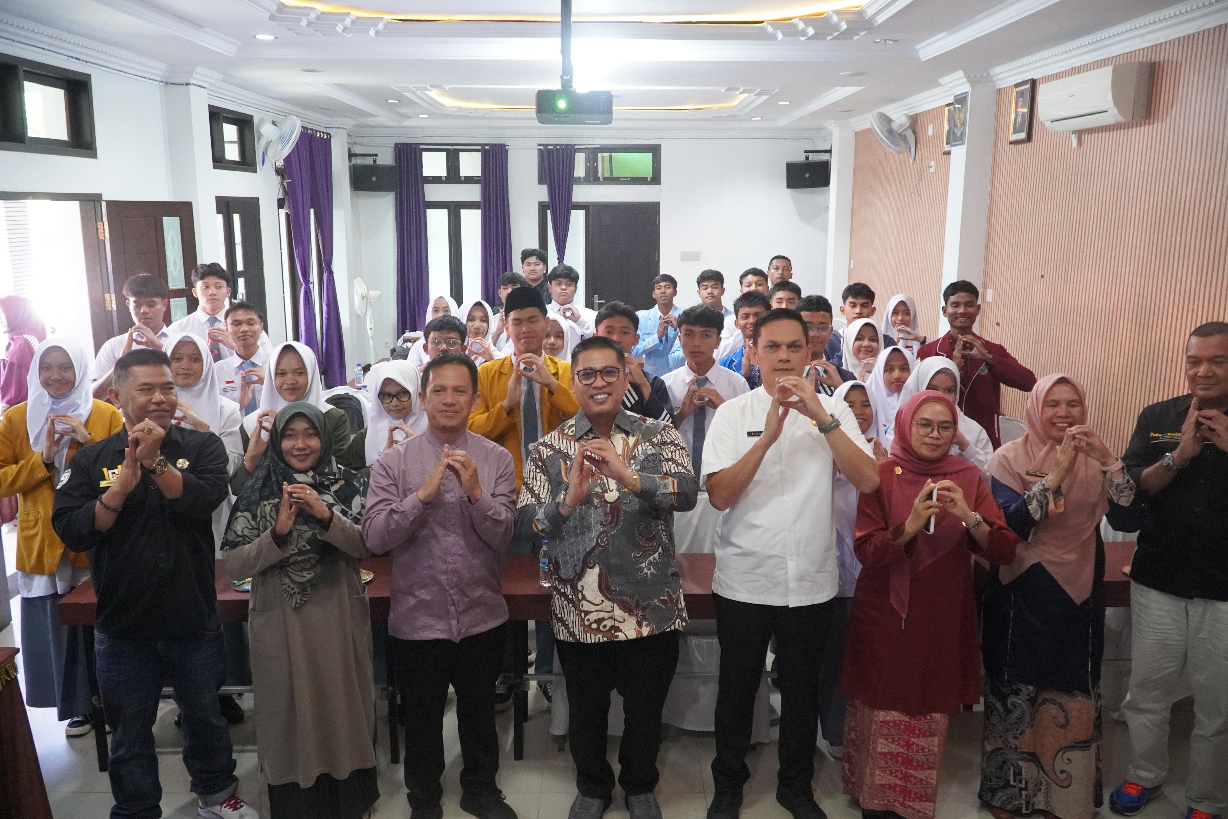 Buka Pelatihan Kepemimpinan Pelajar, Wako Hendri Arnis: Pemimpin Harus Berani Bertanggung Jawab