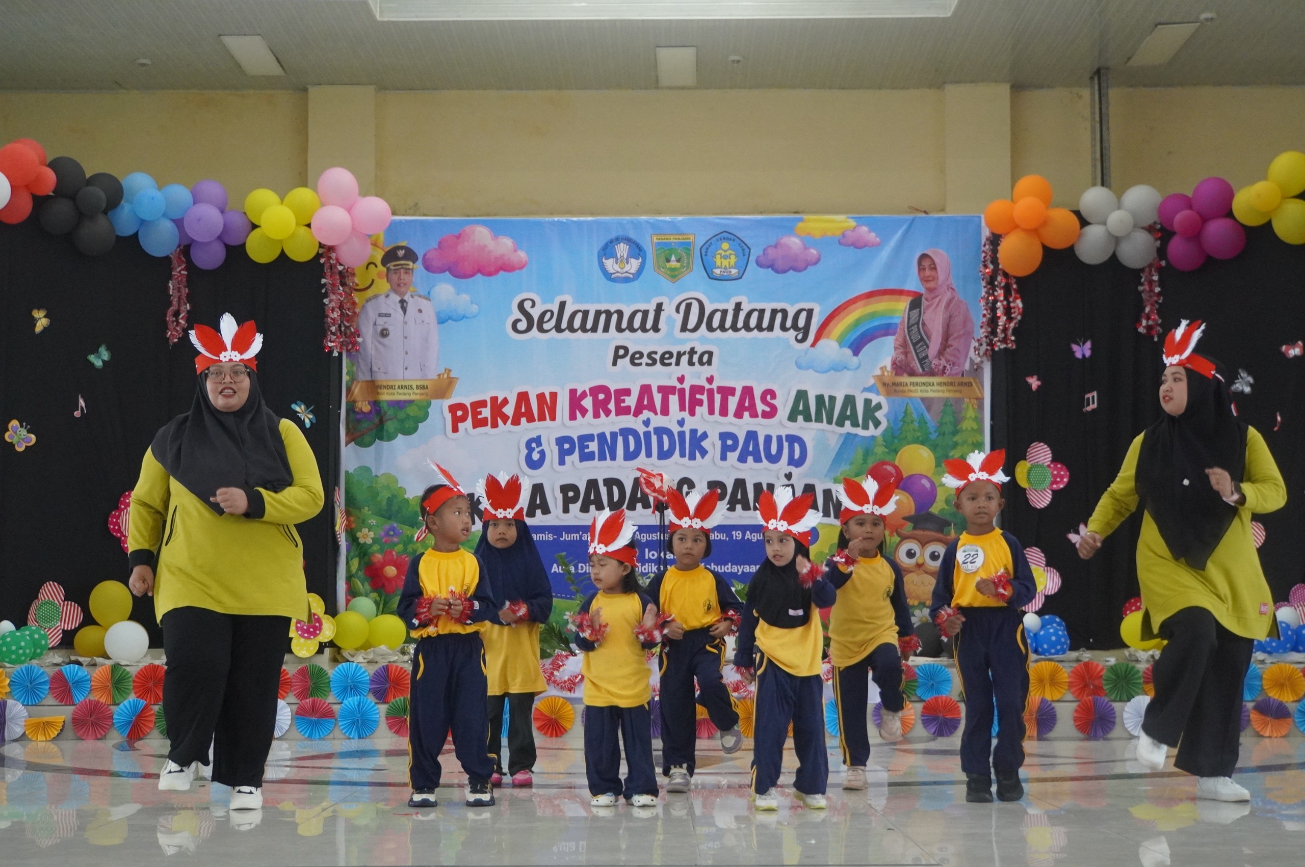 Senam Bersama Guru, Anak PAUD Padang Panjang Semarakkan HUT ke-81 RI