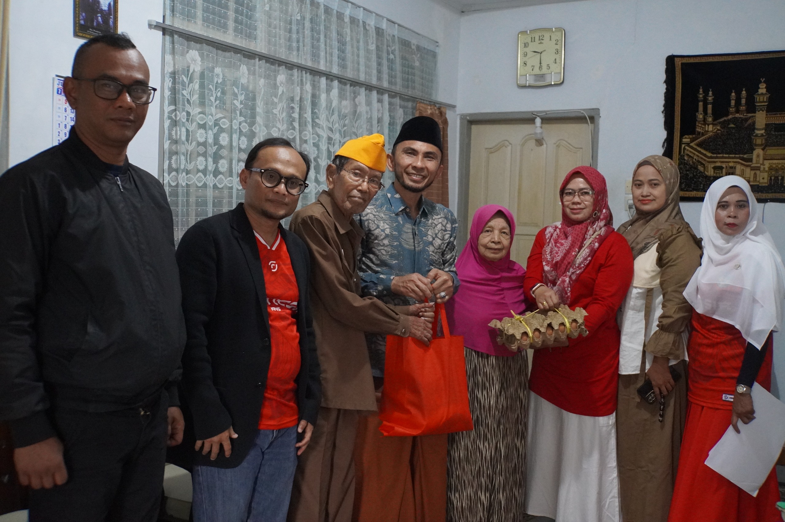 Jelang HUT RI, Pemko Salurkan Bantuan bagi Veteran dan Janda Veteran