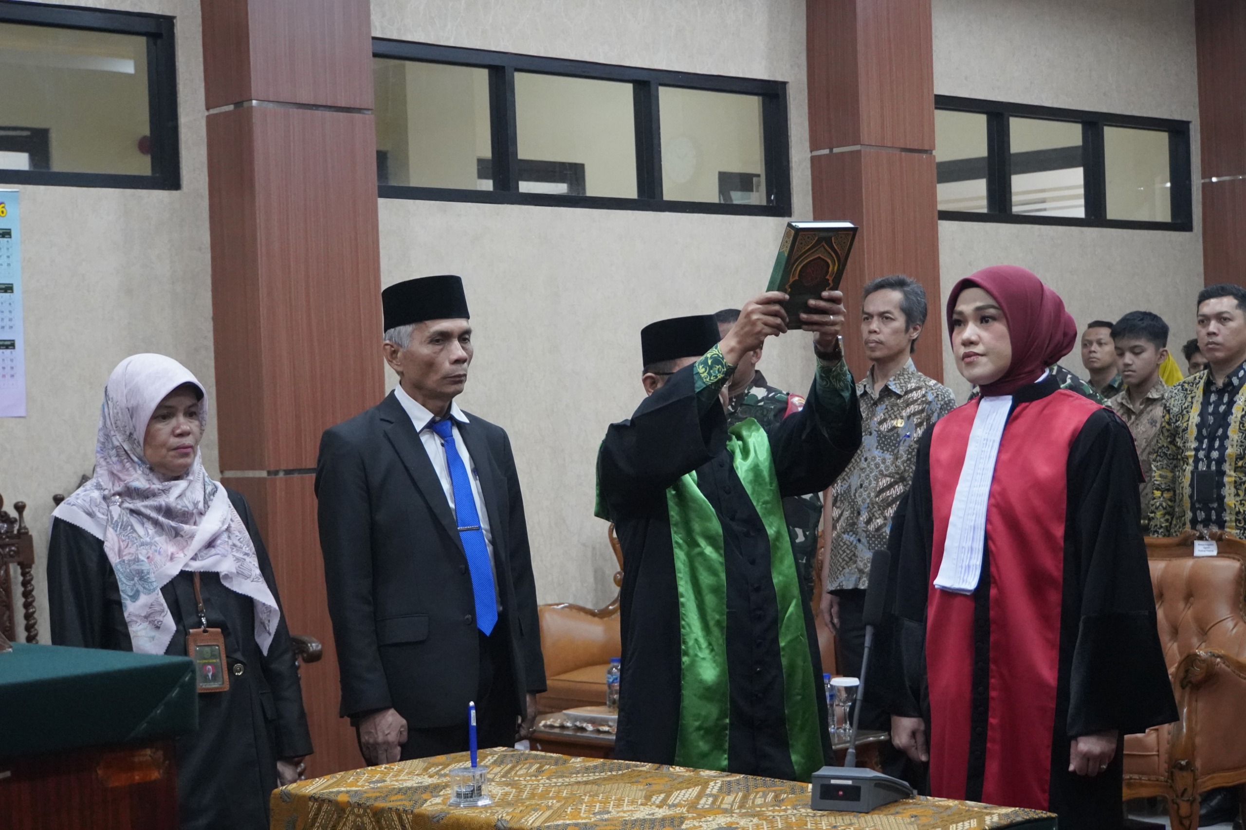 Hartati Dilantik sebagai Wakil Ketua PN Padang Panjang, Siap Perkuat Pelayanan Hukum