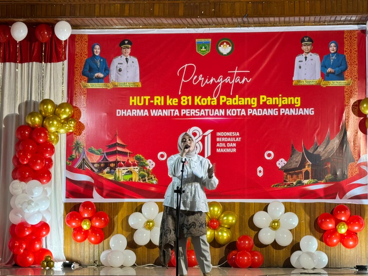 Meriahkan HUT RI, DWP Padang Panjang Gelar Lomba Solo Song dan Merias Wajah