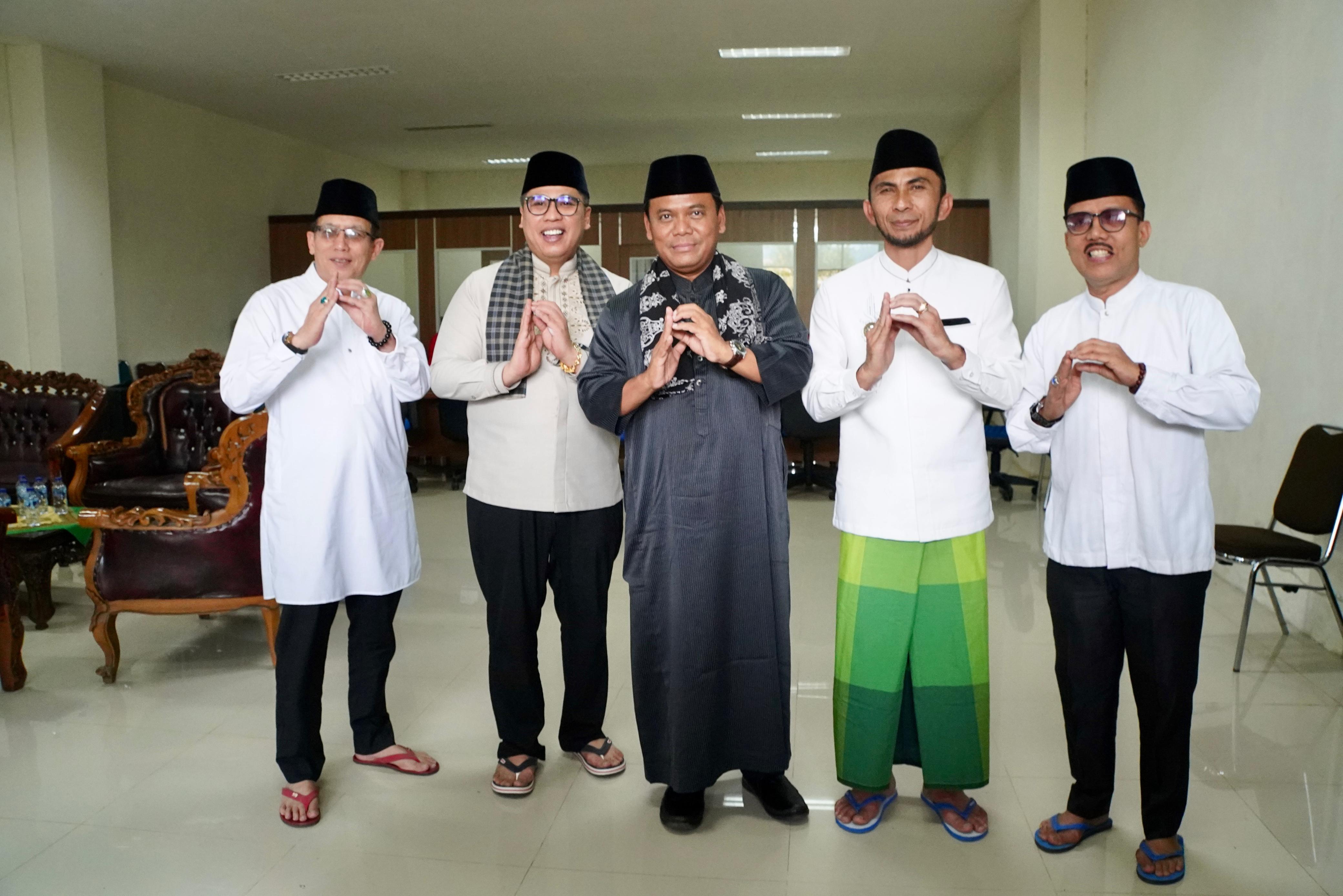 Gus Nur Ibaratkan Islamic Centre Padang Panjang sebagai Bahtera Keselamatan