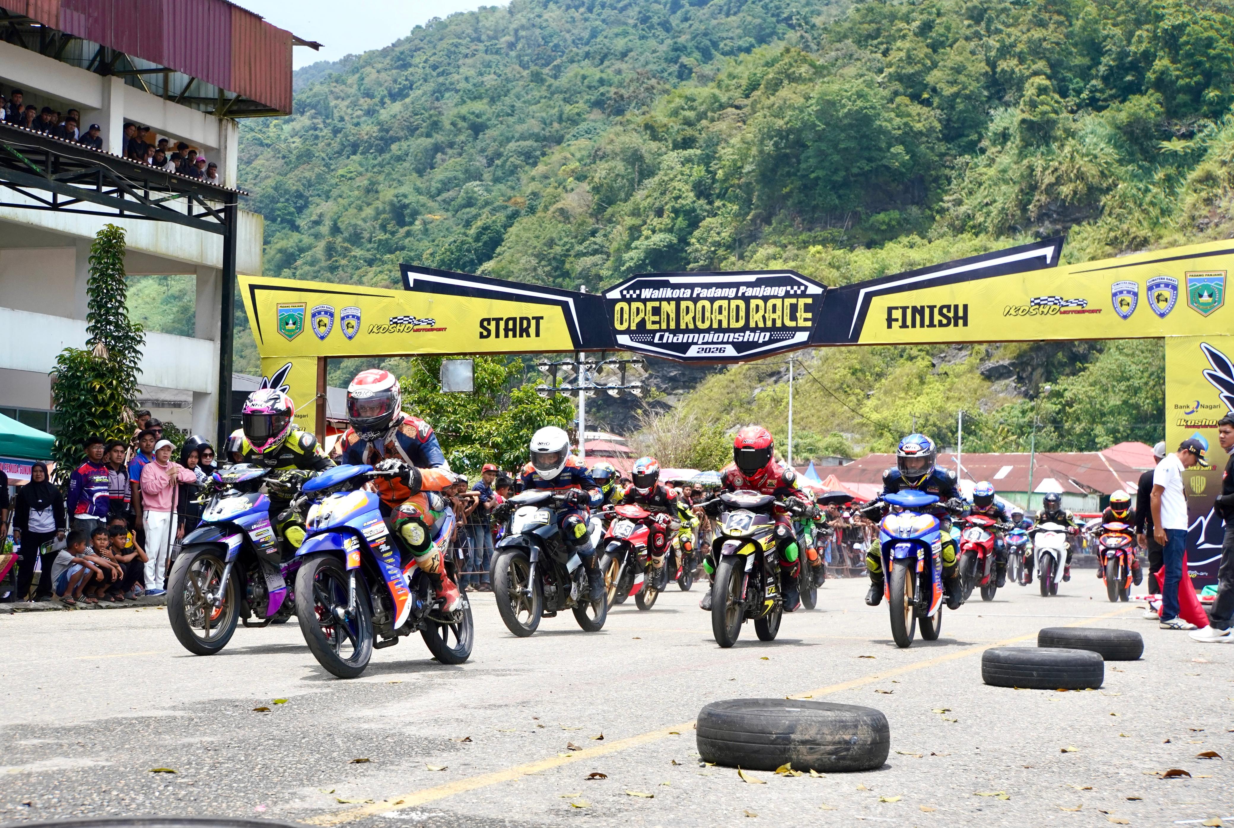 370 Starter Ramaikan Wali Kota Padang Panjang Open Road Race 2026