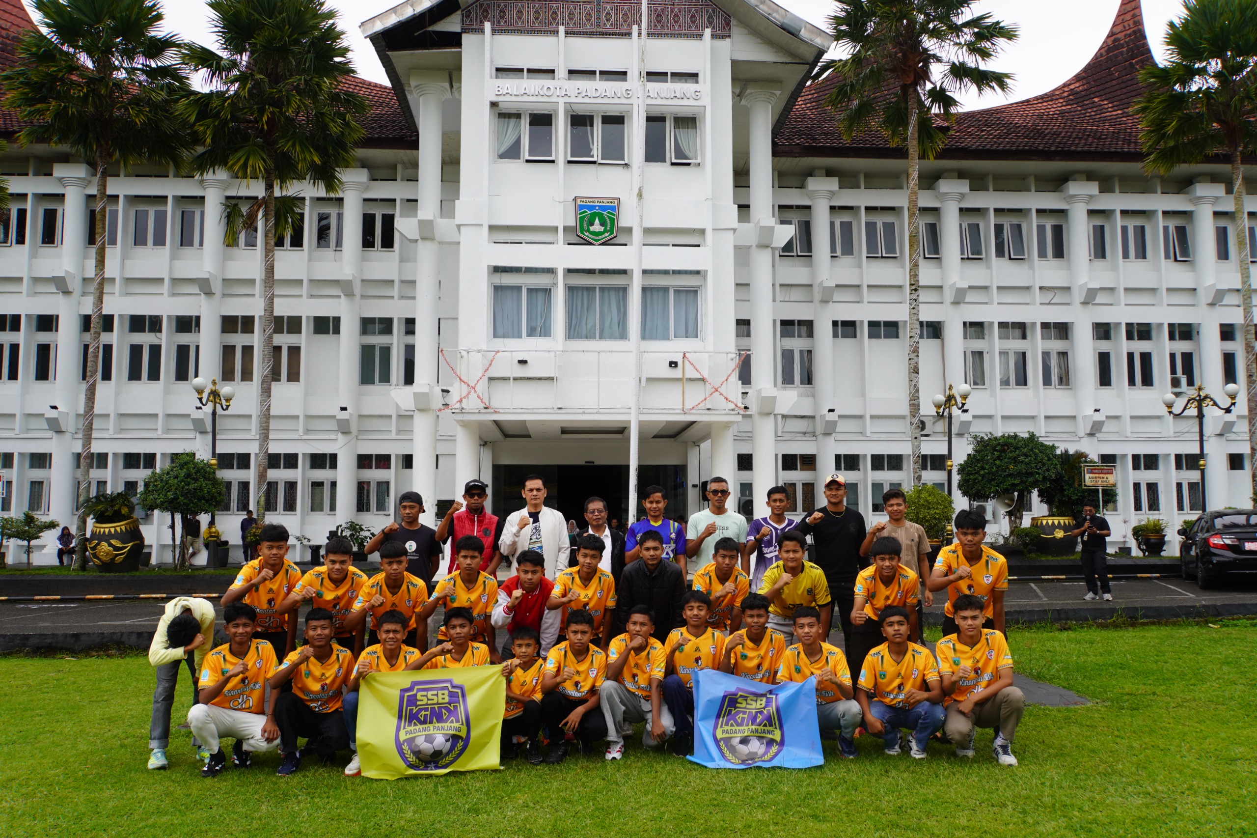 Pemko Lepas SSB Kinantan KINK U-15 Berlaga di Piala Soeratin Region Sumatera