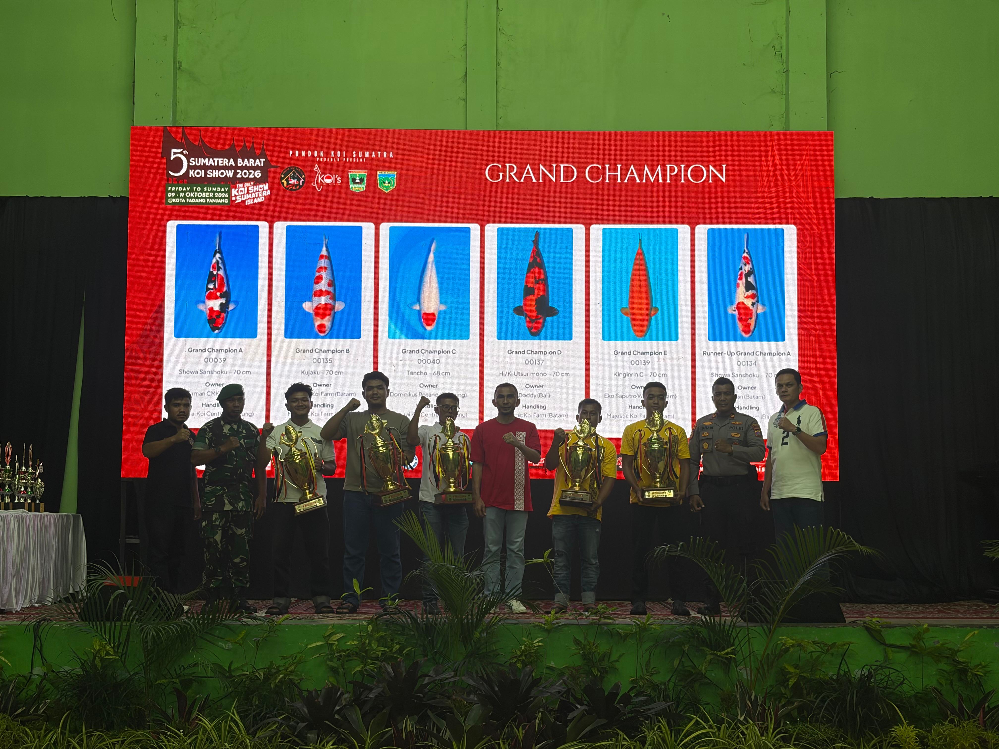 Majestic Koi Farm Batam Borong Gelar Grand Champion Koi Show Sumbar 2026